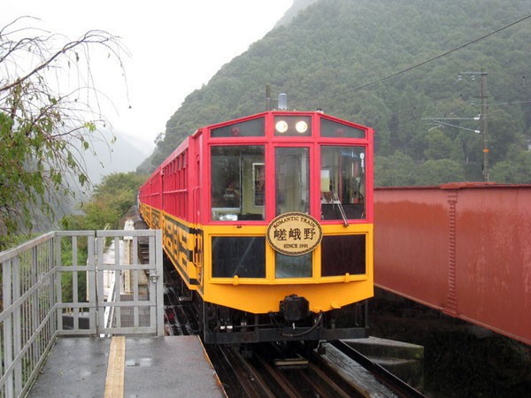 嵯峨野トロッコ列車